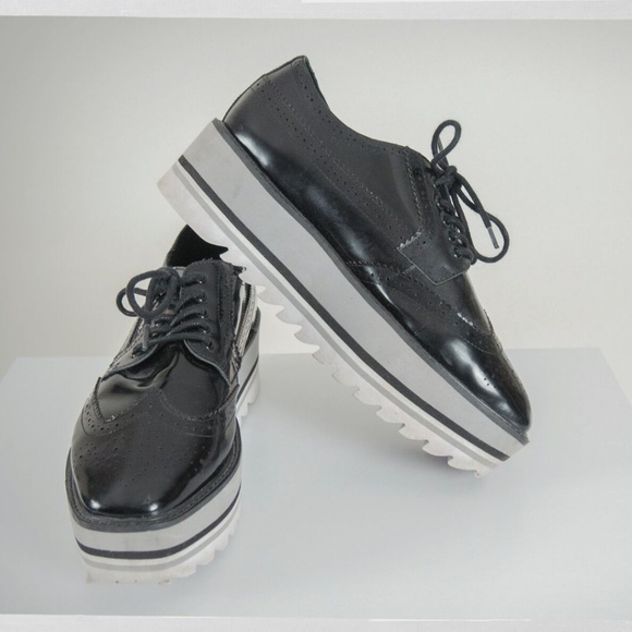 Jeffrey Campbell Platform Oxfords, Black Patent Leather Baroque Design, Size 10 - Picture 1 of 9